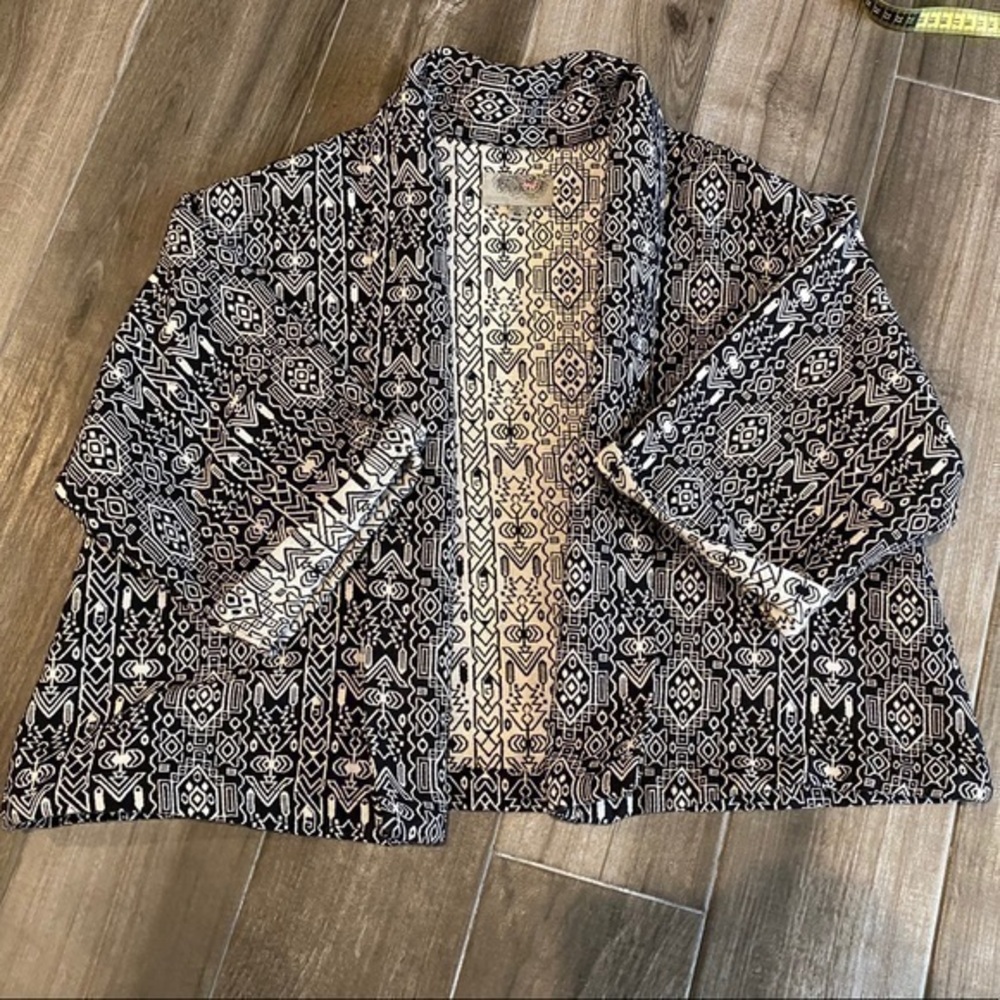 Black White Aztec Shawl Jacket